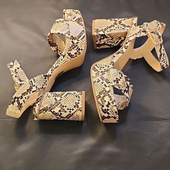 BRAND NEW SODA MACEY PYTON SLADIES WOMEN'S BLOCK HEEL SANDALS G1 - Picture 12 of 16